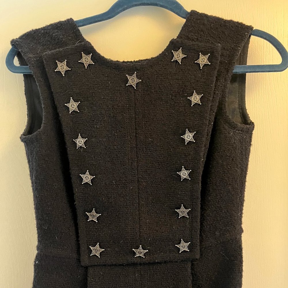 CHANEL 'Paris-Dallas' Sleeveless Dress in Black Wool Size 34 FR